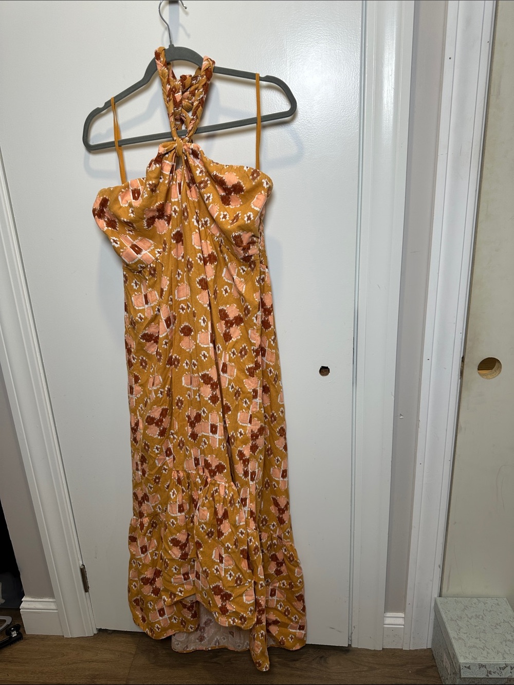 aerie Mustard Floral Halter-Tie Maxi Dress (61)